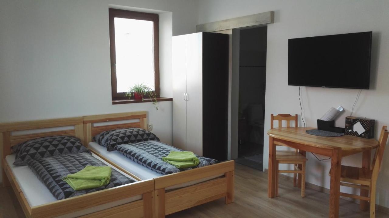 Apartmány Opolany Exterior foto